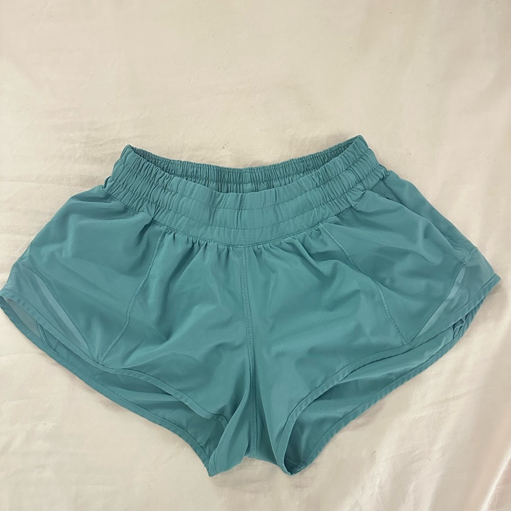 Lululemon Hotty Hot Low-Rise 2.5” Short Tidewater Teal